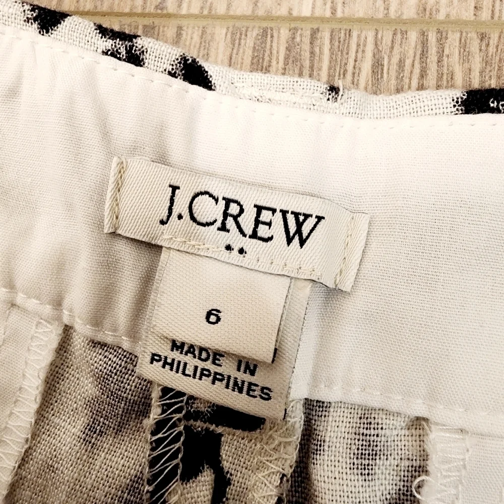 J. Crew White Black Leopard Print Scalloped Linen Cotton Shorts Women's Size 6